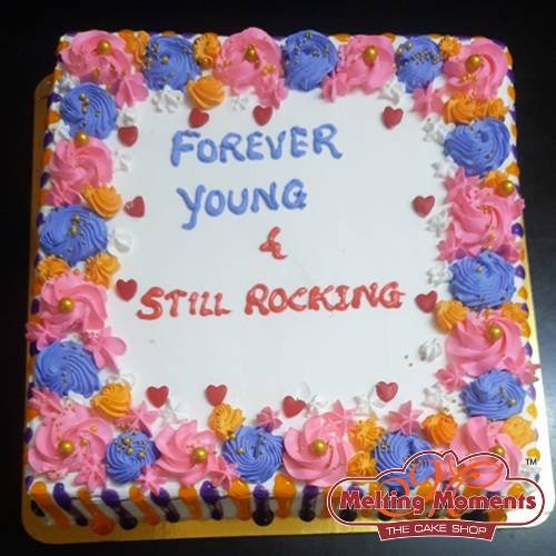  Flower Desighn Birthday Cake